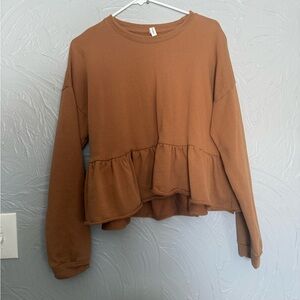 Women's Brown Ruffle Hem Crewneck Sweatshirt, medium